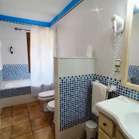 Raco Del Tosca Hostel *